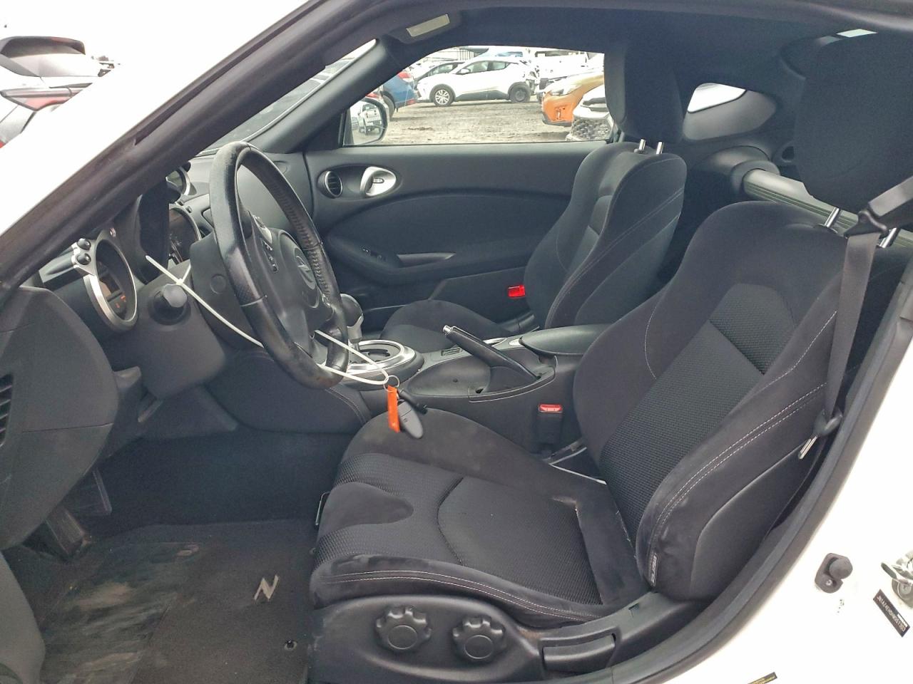 2017 NISSAN 370Z BASE photo 7