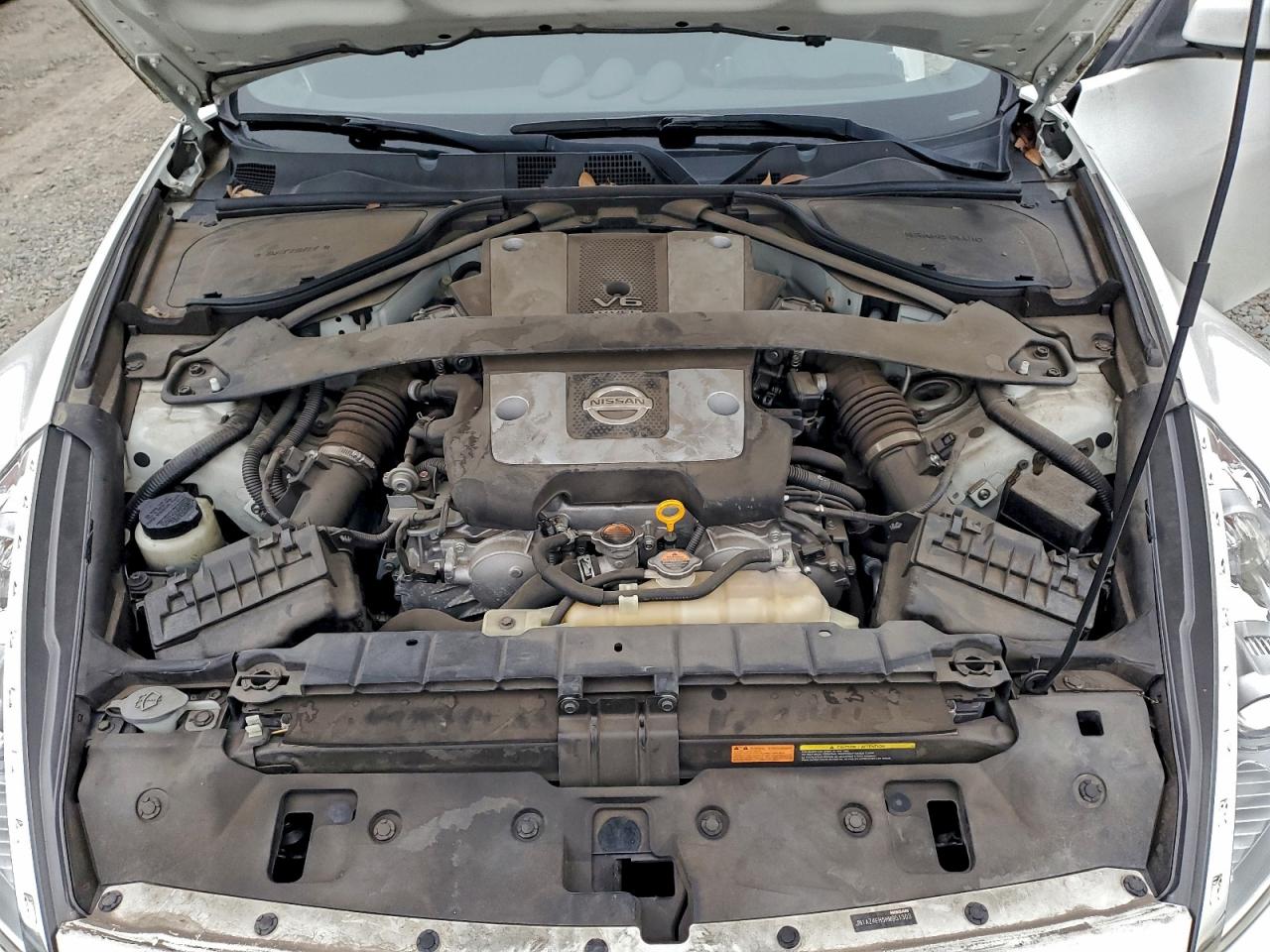 2017 NISSAN 370Z BASE photo 11
