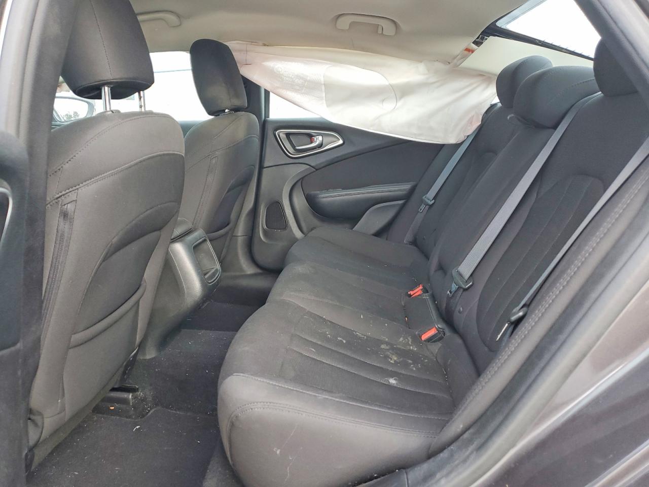 2016 CHRYSLER 200 LIMITED photo 19