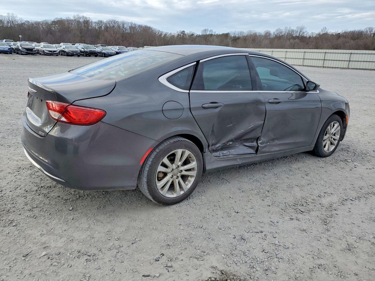 2016 CHRYSLER 200 LIMITED photo 5