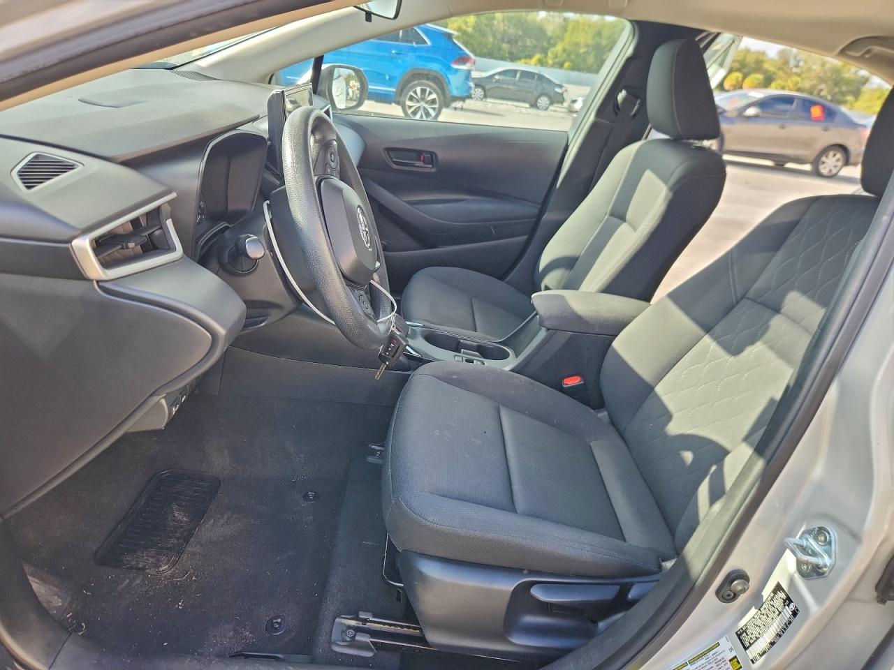 2023 TOYOTA COROLLA LE photo 7