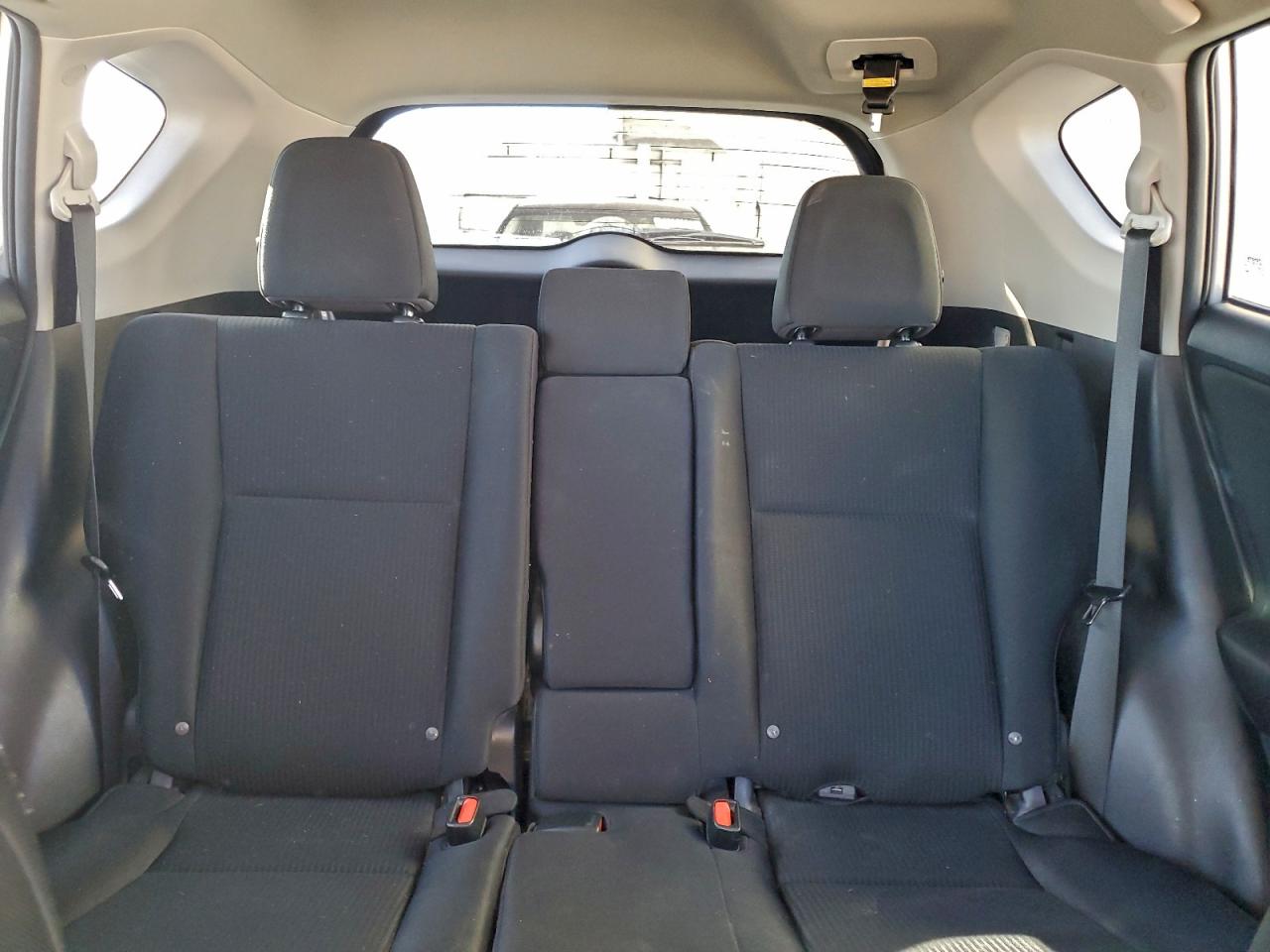 2016 TOYOTA RAV4 LE photo 10