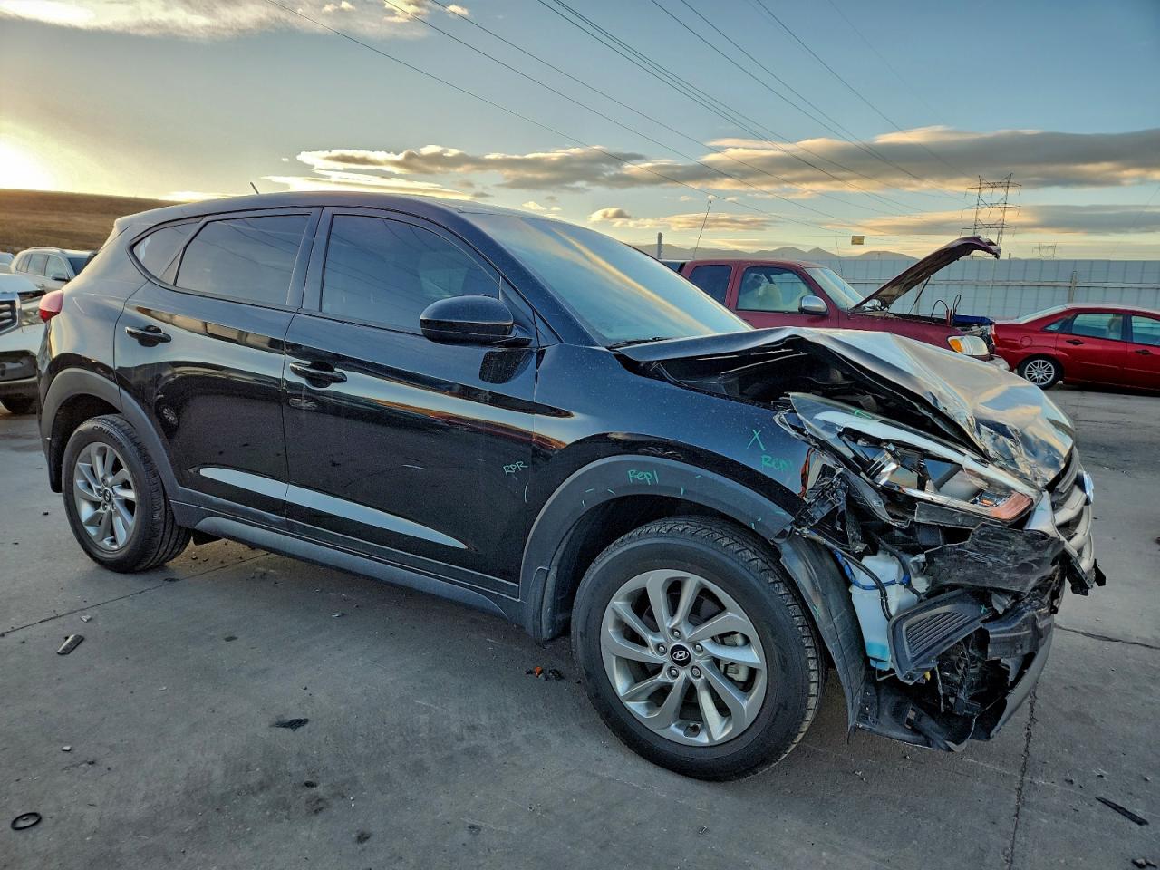 2018 HYUNDAI TUCSON SE photo 4
