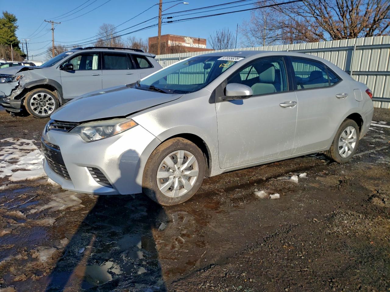 2015 TOYOTA COROLLA