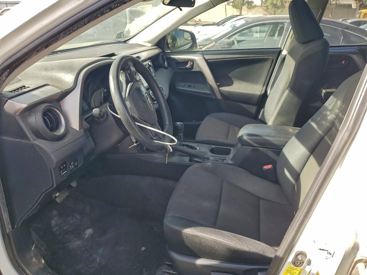2017 TOYOTA RAV4 LE photo 13