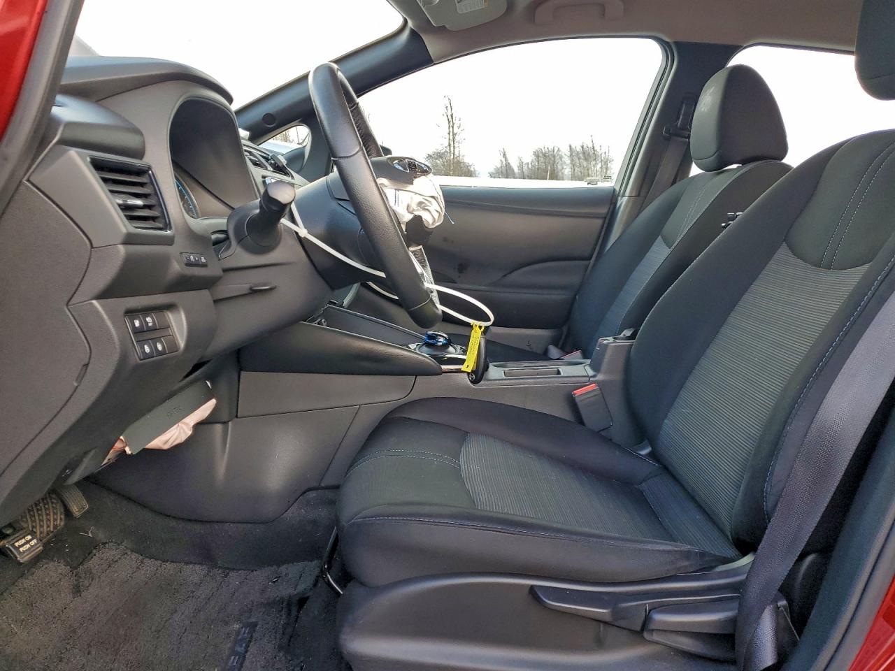 2022 NISSAN LEAF SV photo 13