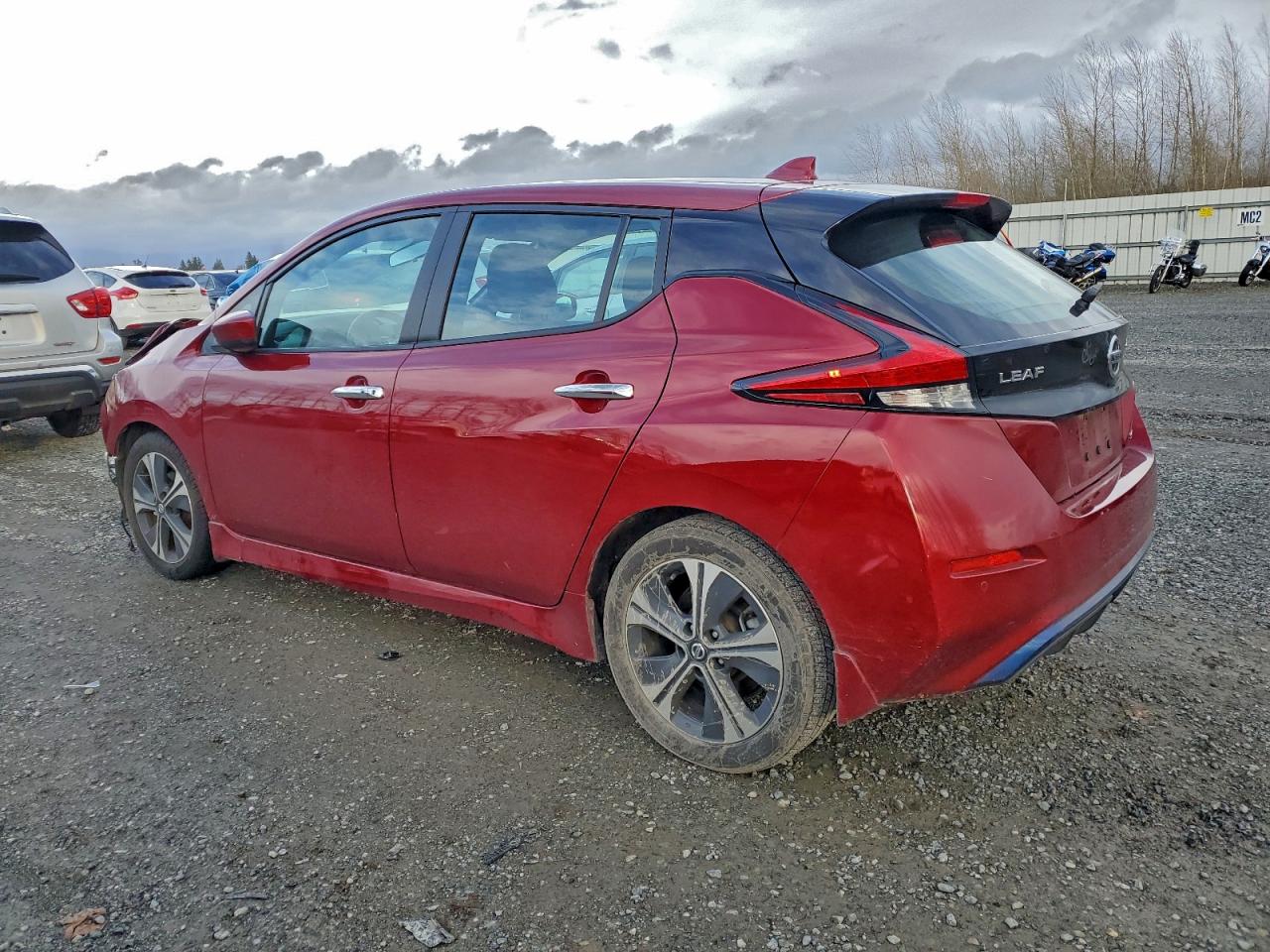 2022 NISSAN LEAF SV photo 3