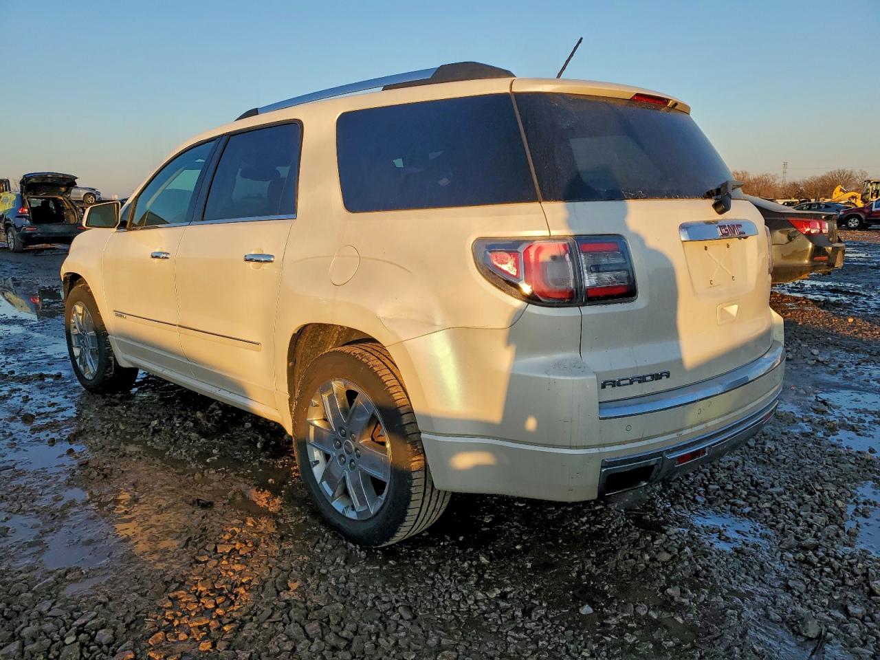2014 GMC ACADIA DENALI photo 3