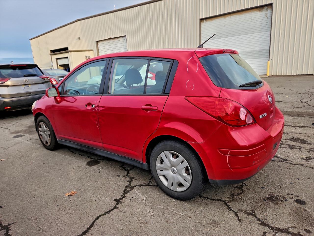 2012 NISSAN VERSA S photo 4