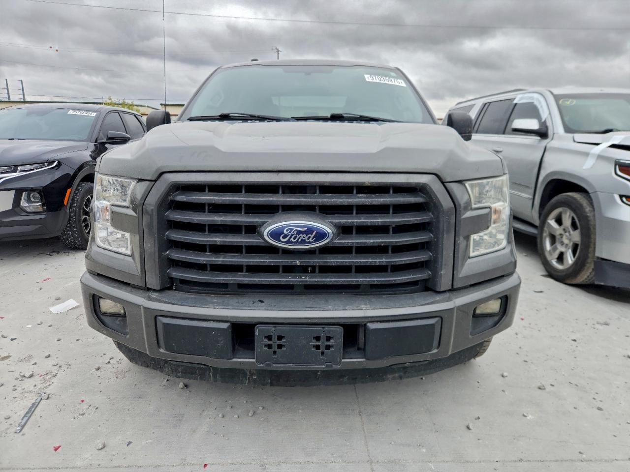 2017 FORD F150 SUPERCREW photo 9