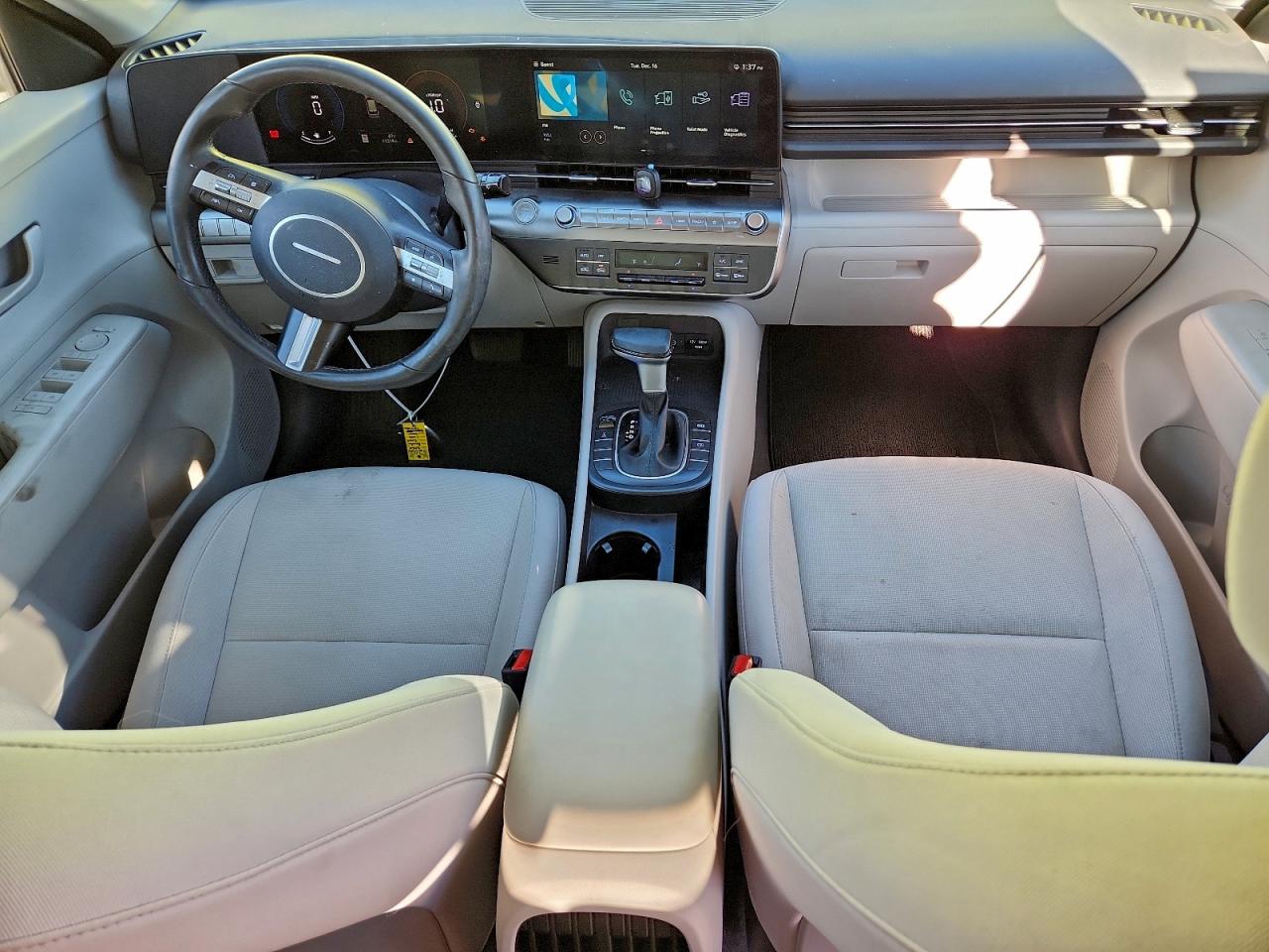 2024 HYUNDAI KONA SEL photo 22