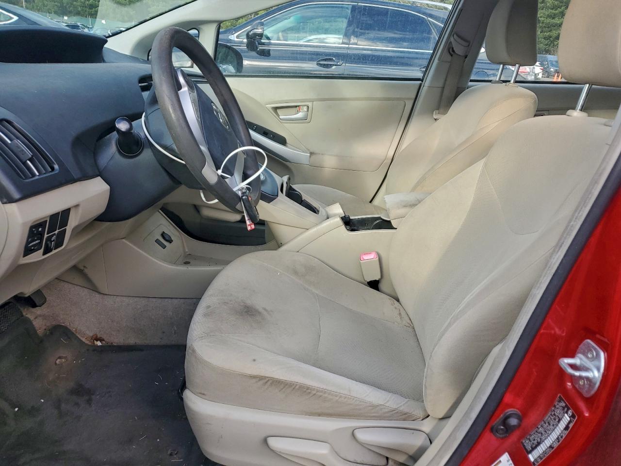 2011 TOYOTA PRIUS photo 7