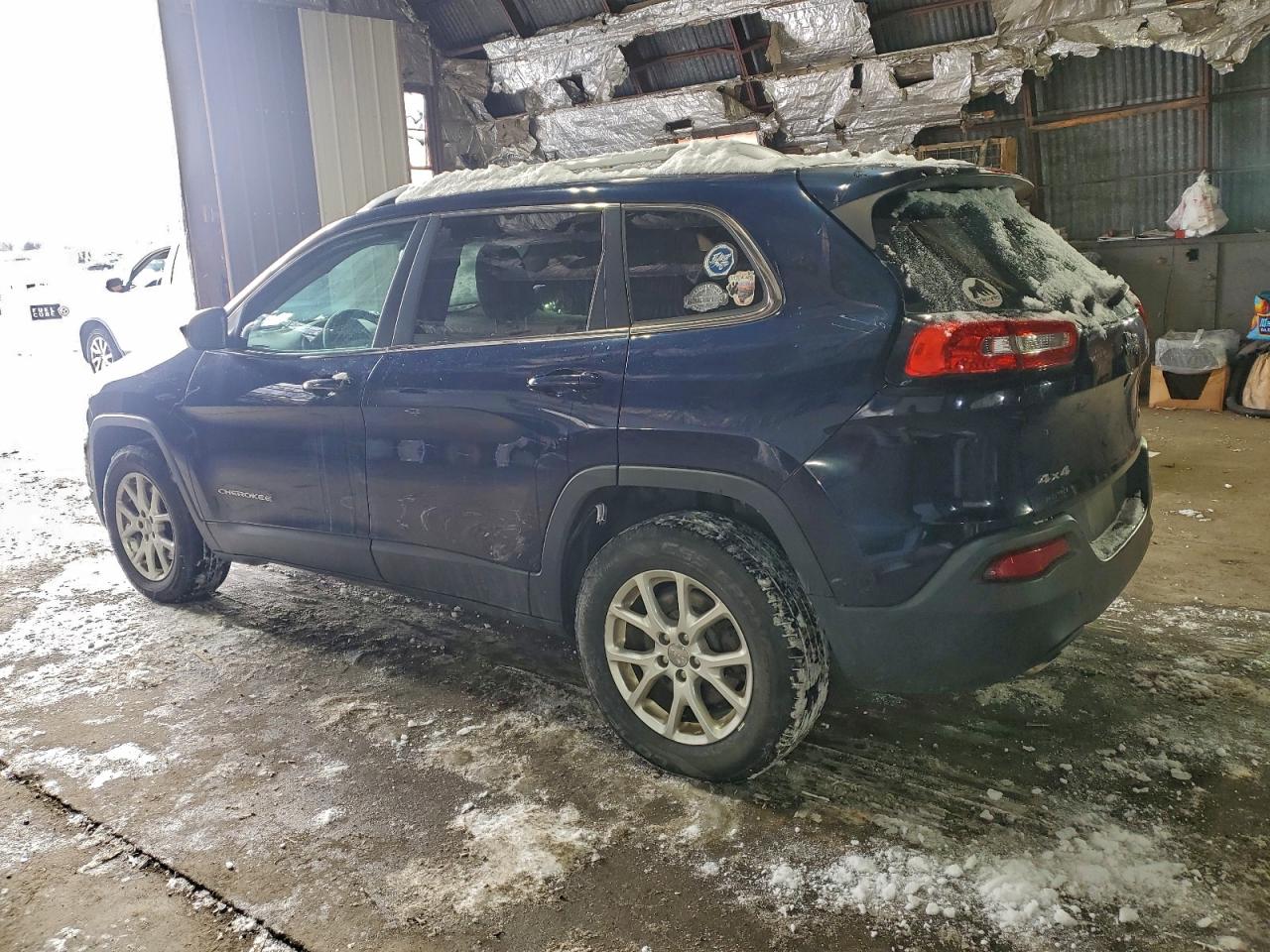 2015 JEEP CHEROKEE LATITUDE photo 3