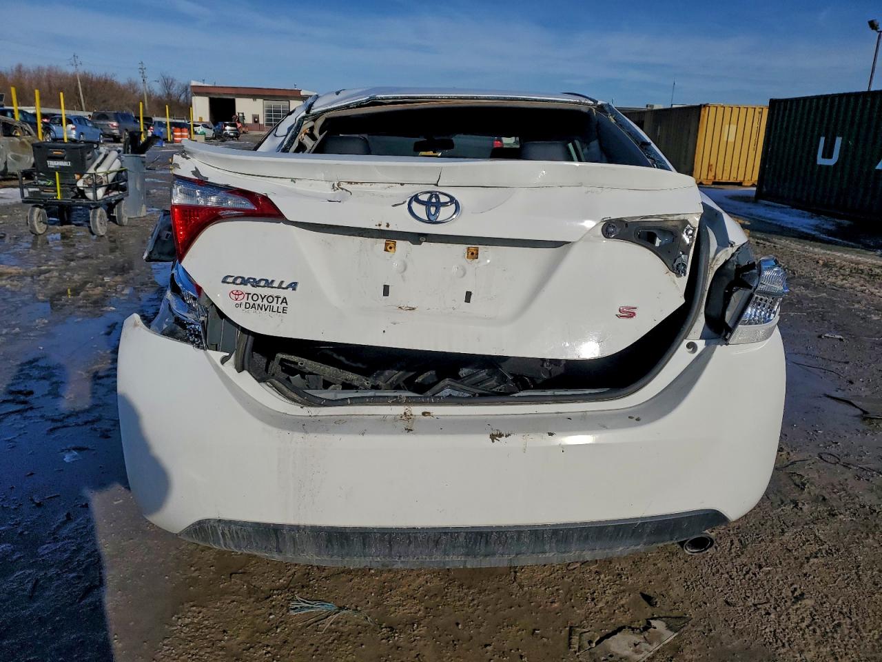 2015 TOYOTA COROLLA L photo 11