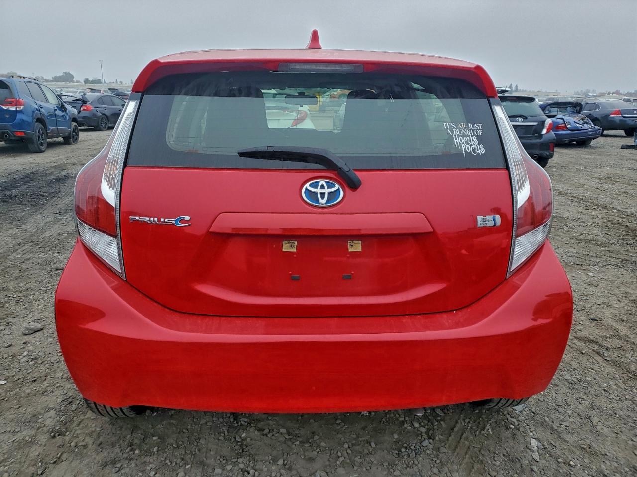 2016 TOYOTA PRIUS C ONE photo 11