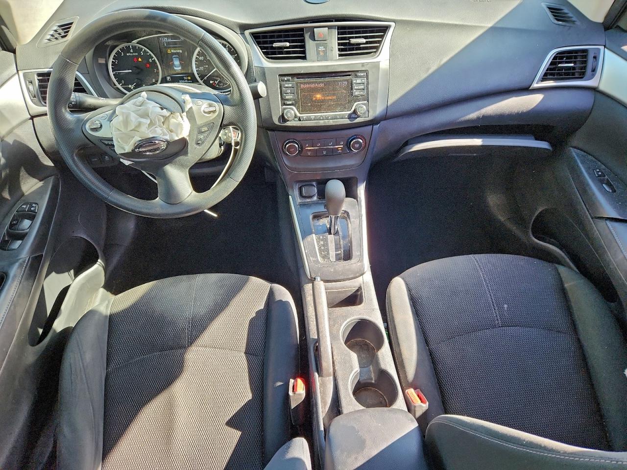 2018 NISSAN SENTRA S photo 8