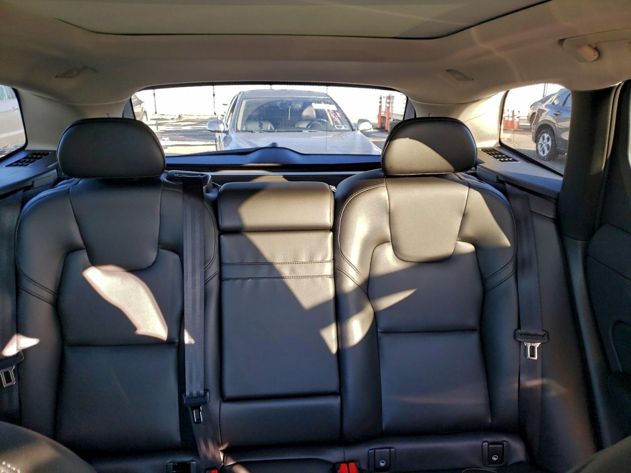 2019 VOLVO XC60 T5 photo 10