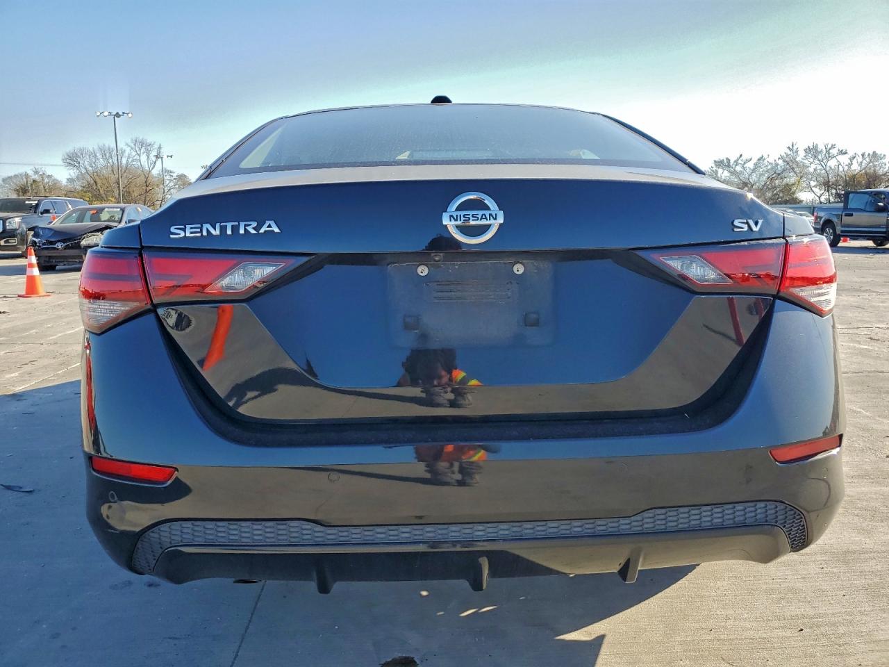 2022 NISSAN SENTRA SV photo 6