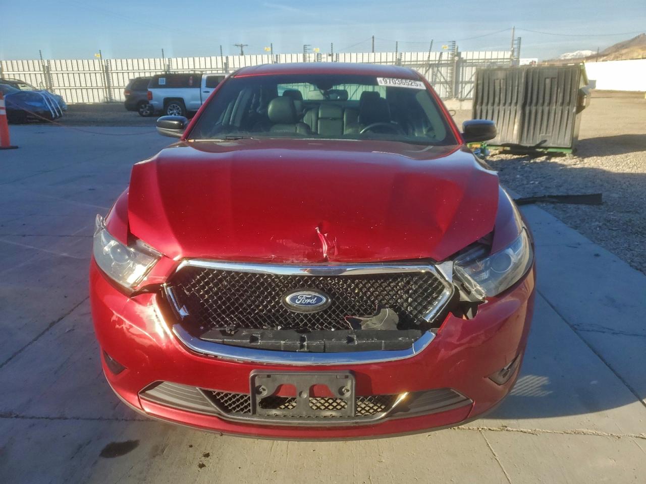2016 FORD TAURUS SHO photo 9