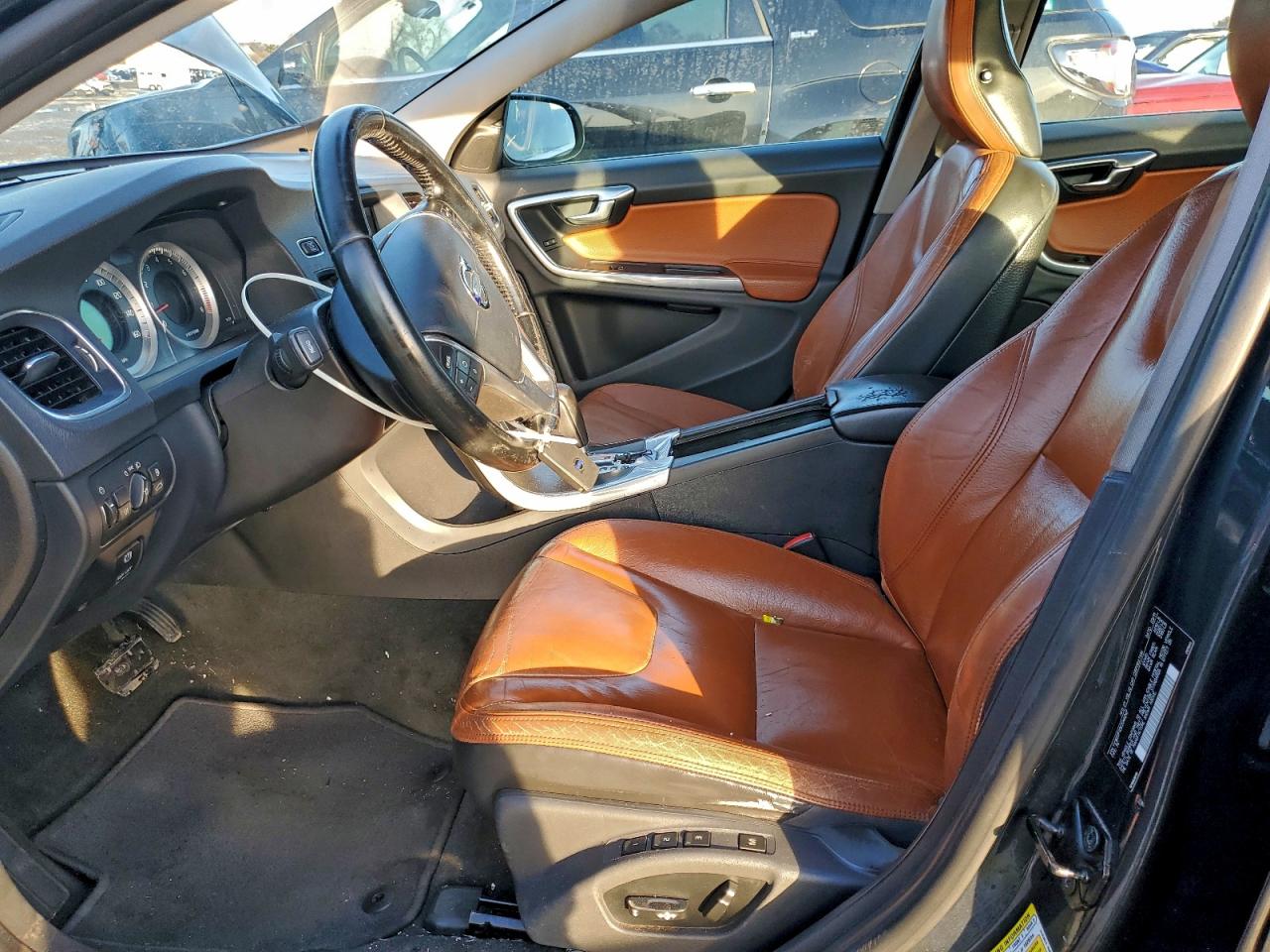 2012 VOLVO S60 T5 photo 13