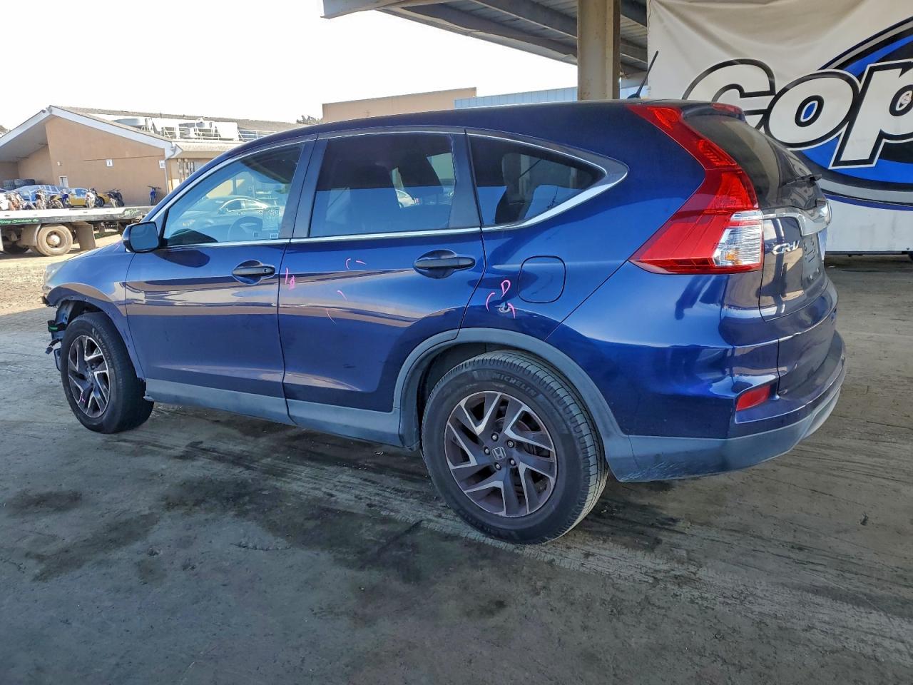 2016 HONDA CR-V SE photo 2
