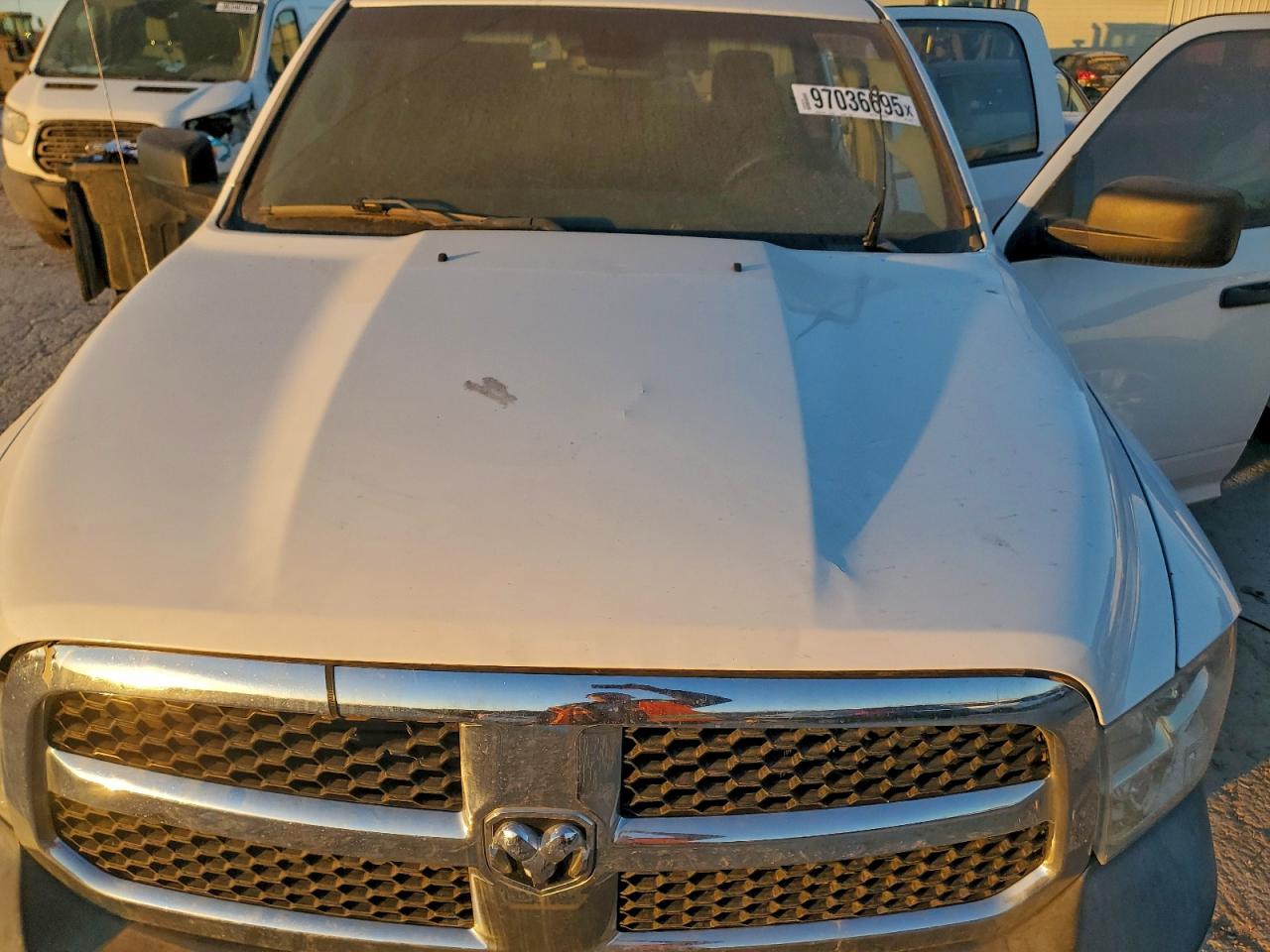2016 RAM 1500 ST photo 11