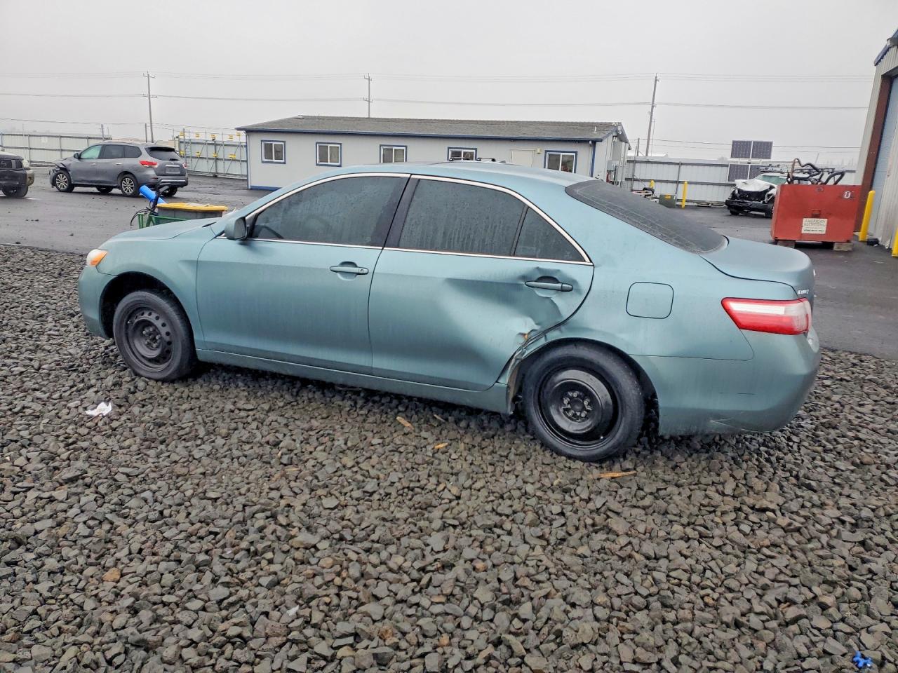 2009 TOYOTA CAMRY BASE photo 3