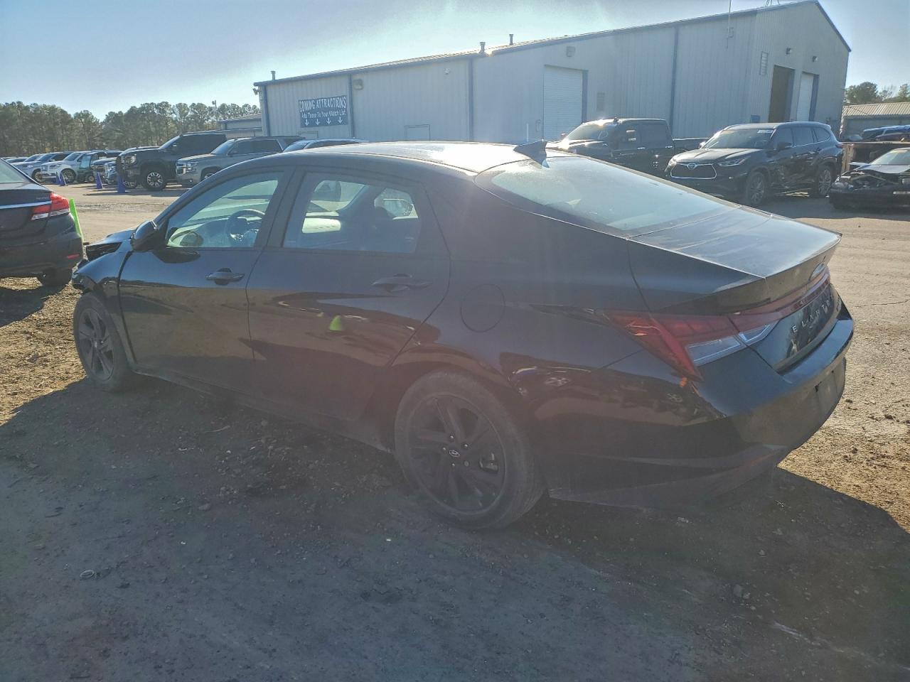 2023 HYUNDAI ELANTRA BLUE photo 3