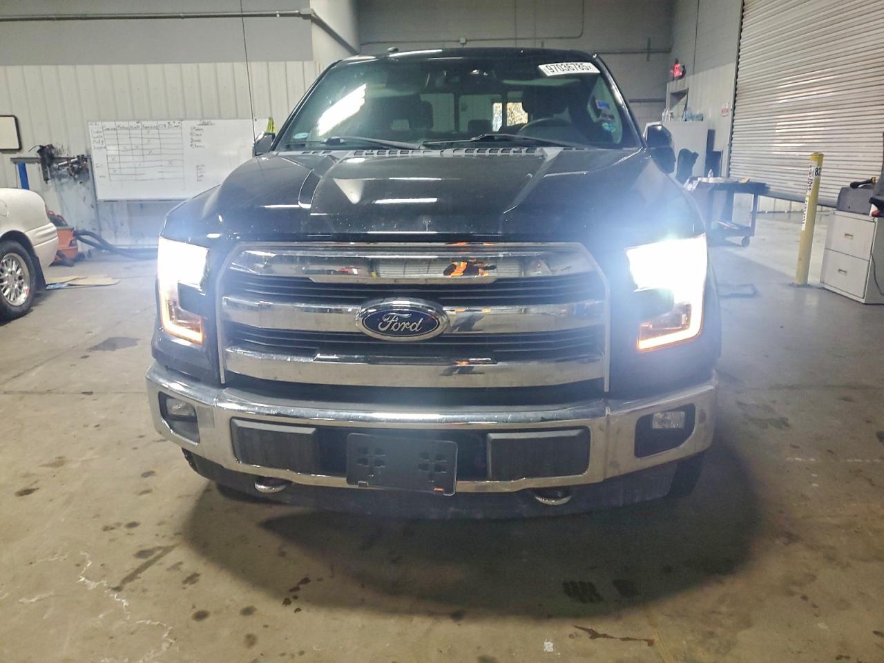 2017 FORD F150 SUPERCREW photo 5