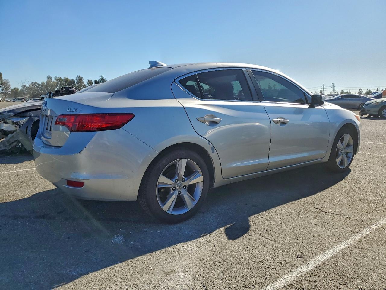 2014 ACURA ILX 20 photo 3