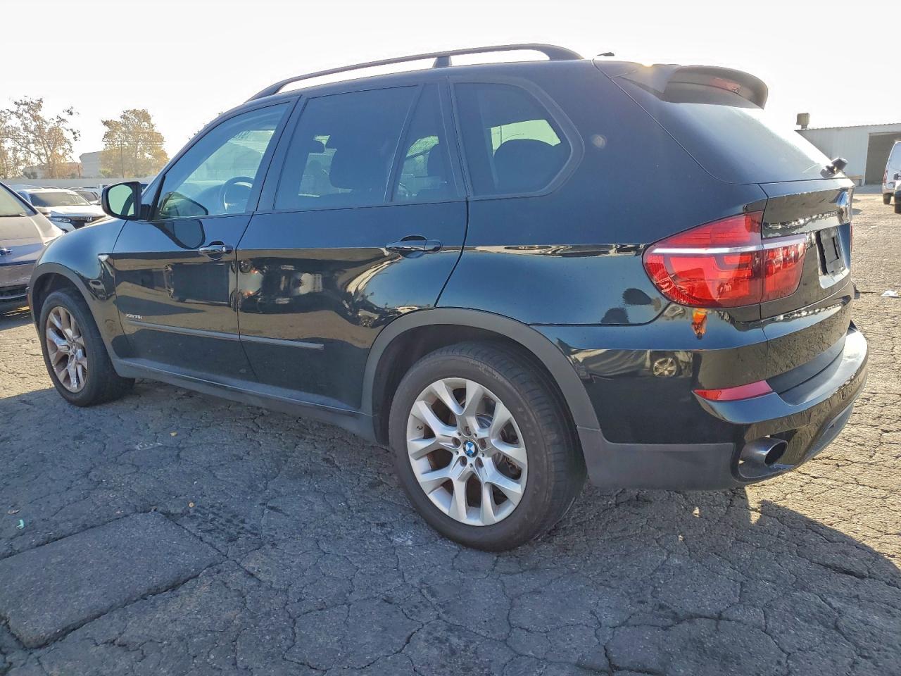 2011 BMW X5 XDRIVE35I photo 2