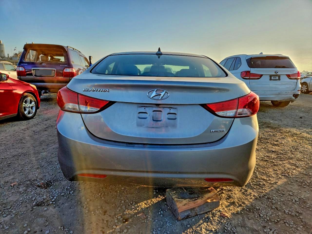 2012 HYUNDAI ELANTRA GLS photo 6
