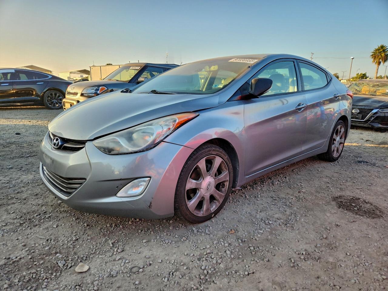 2012 HYUNDAI ELANTRA