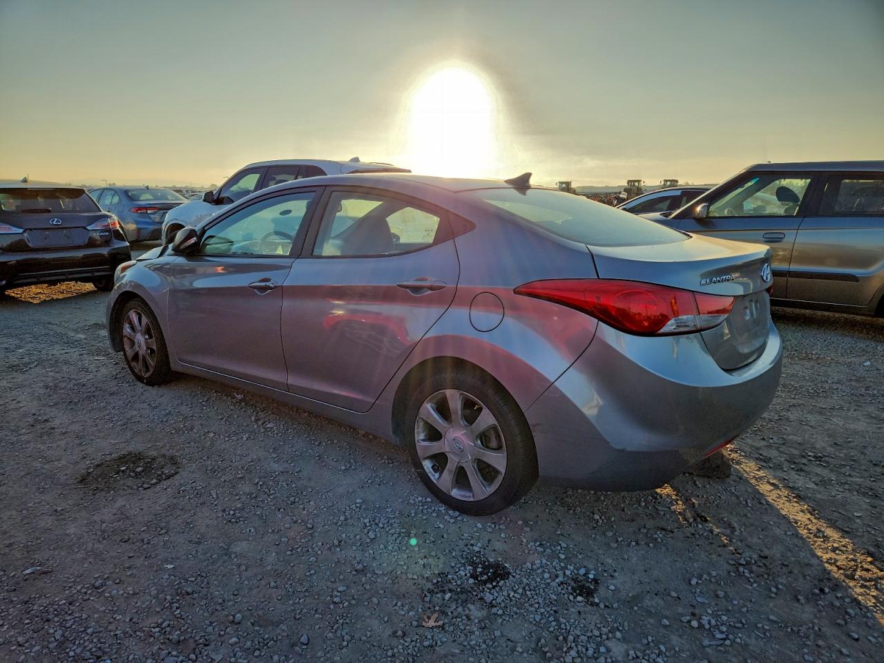 2012 HYUNDAI ELANTRA GLS photo 2