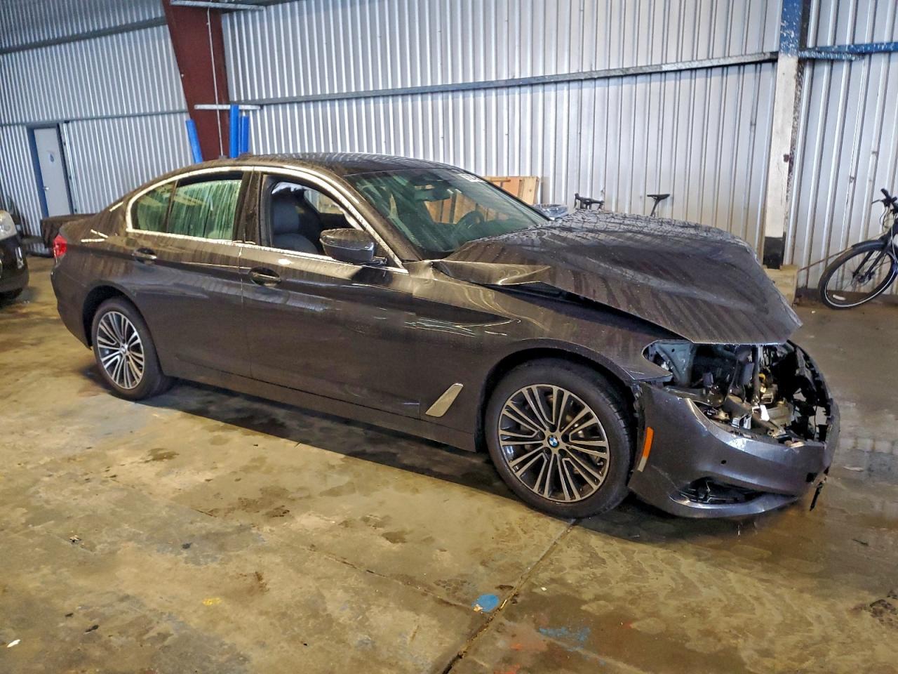 2019 BMW 530 I photo 4