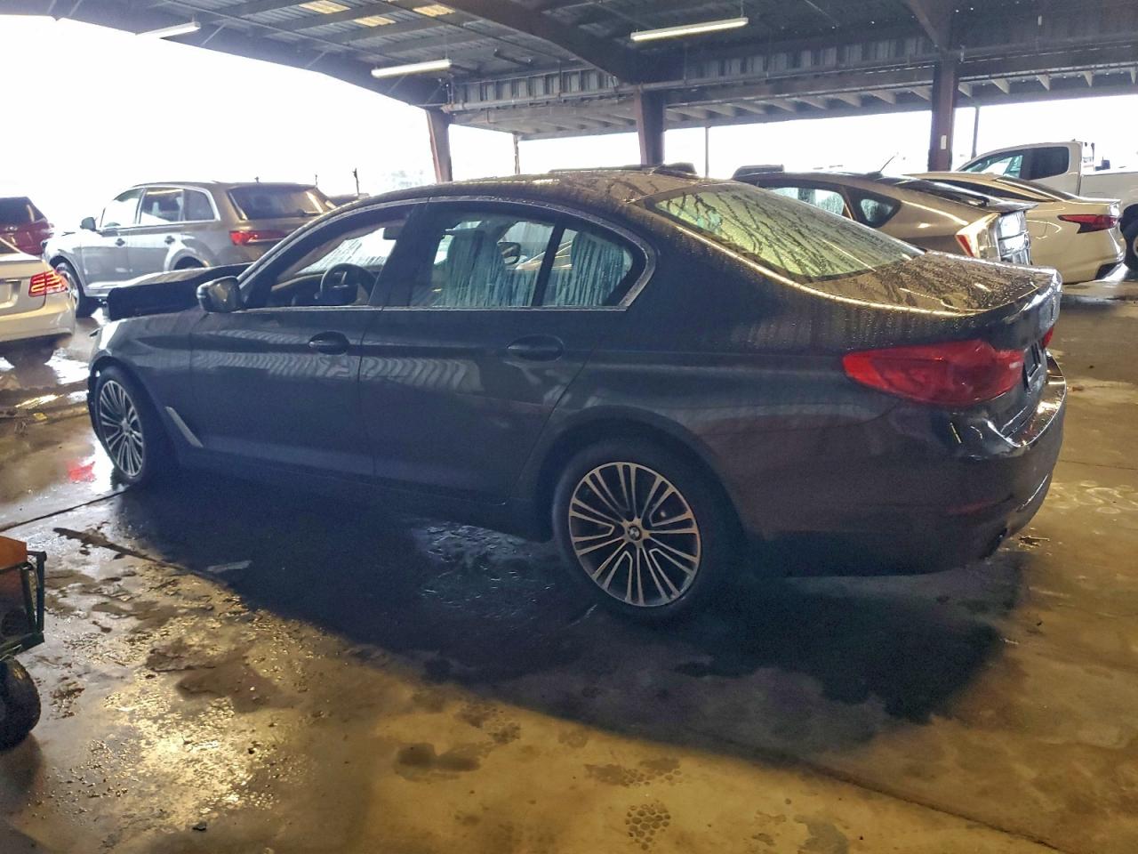 2019 BMW 530 I photo 2