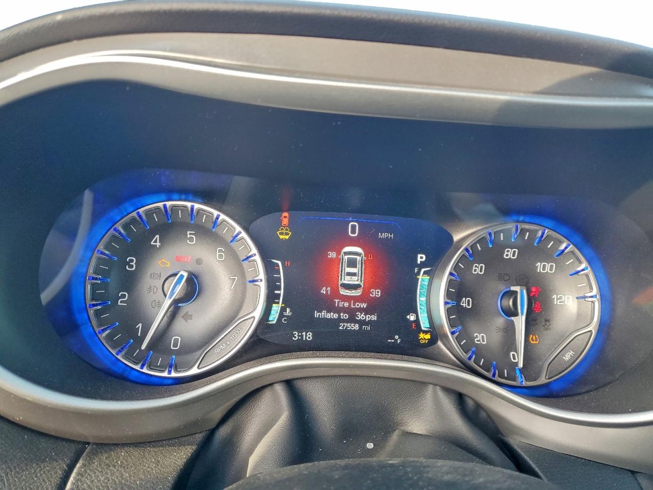 2025 CHRYSLER PACIFICA SELECT photo 9
