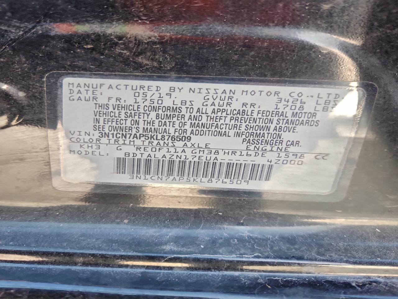 2019 NISSAN VERSA S photo 12