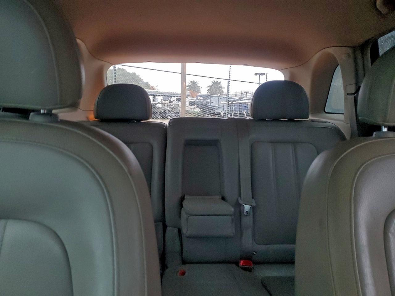2008 SATURN VUE XE photo 10