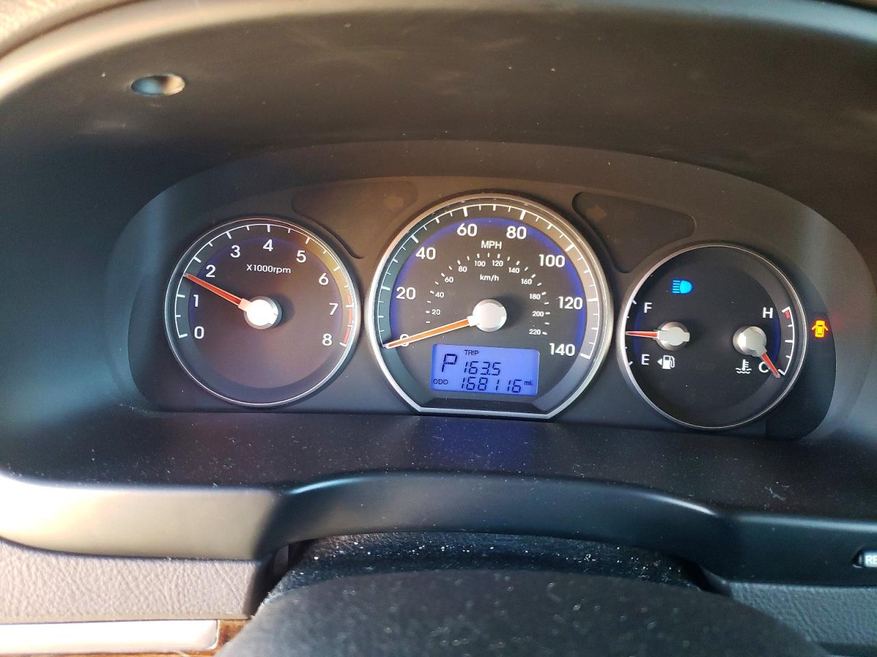 2011 HYUNDAI SANTA FE SE photo 9