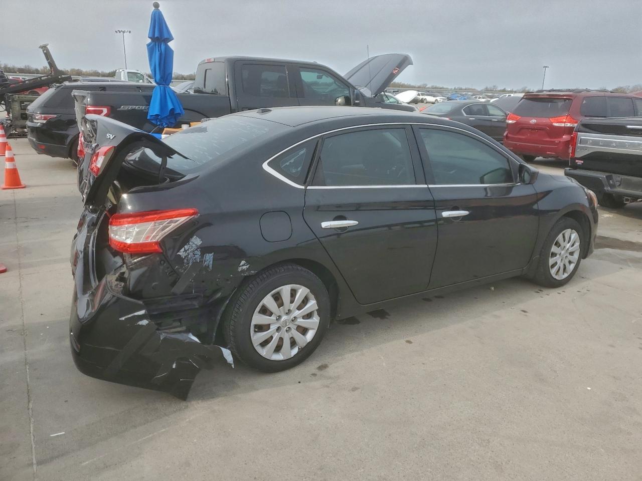 2014 NISSAN SENTRA S photo 3