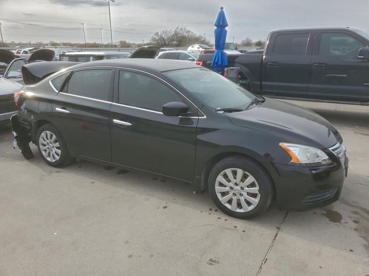 2014 NISSAN SENTRA S photo 4