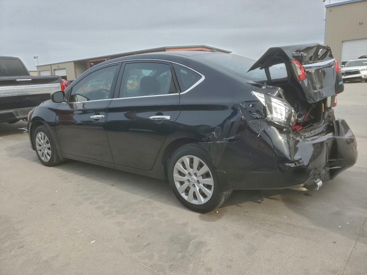 2014 NISSAN SENTRA S photo 2