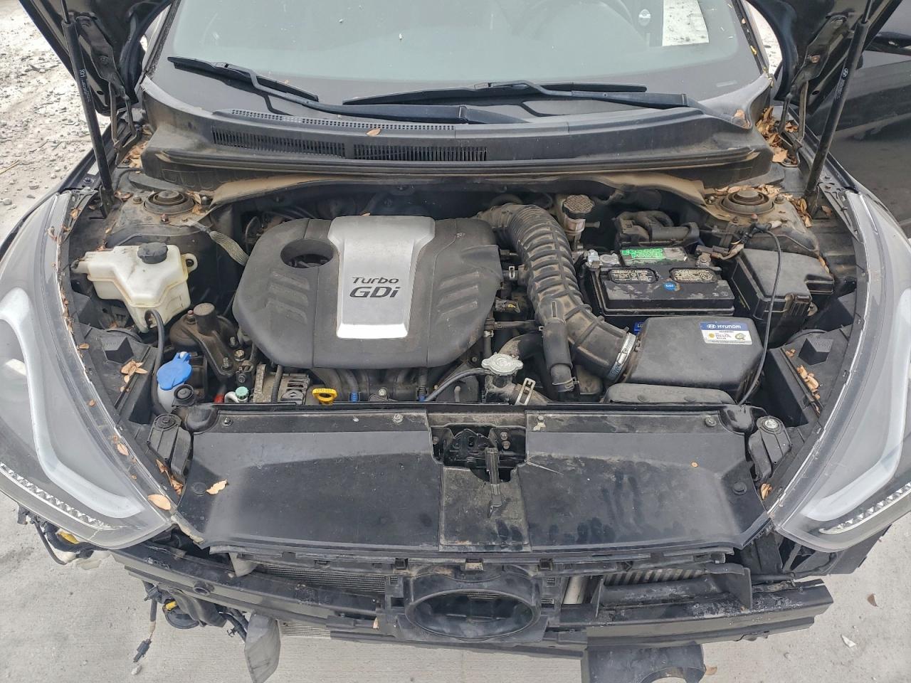 2016 HYUNDAI VELOSTER TURBO photo 11