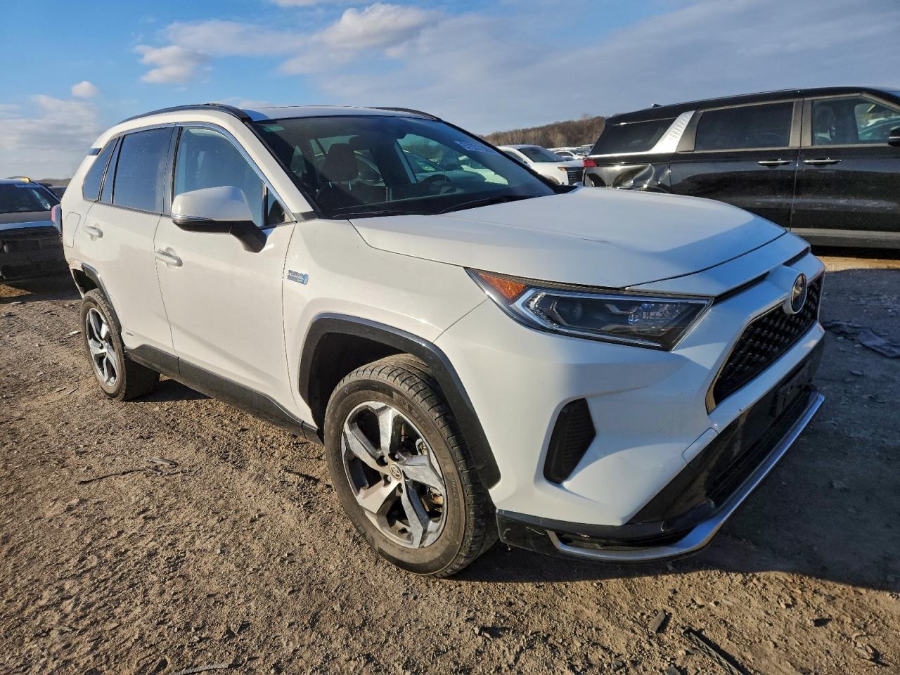2021 TOYOTA RAV4 PRIME SE photo 4
