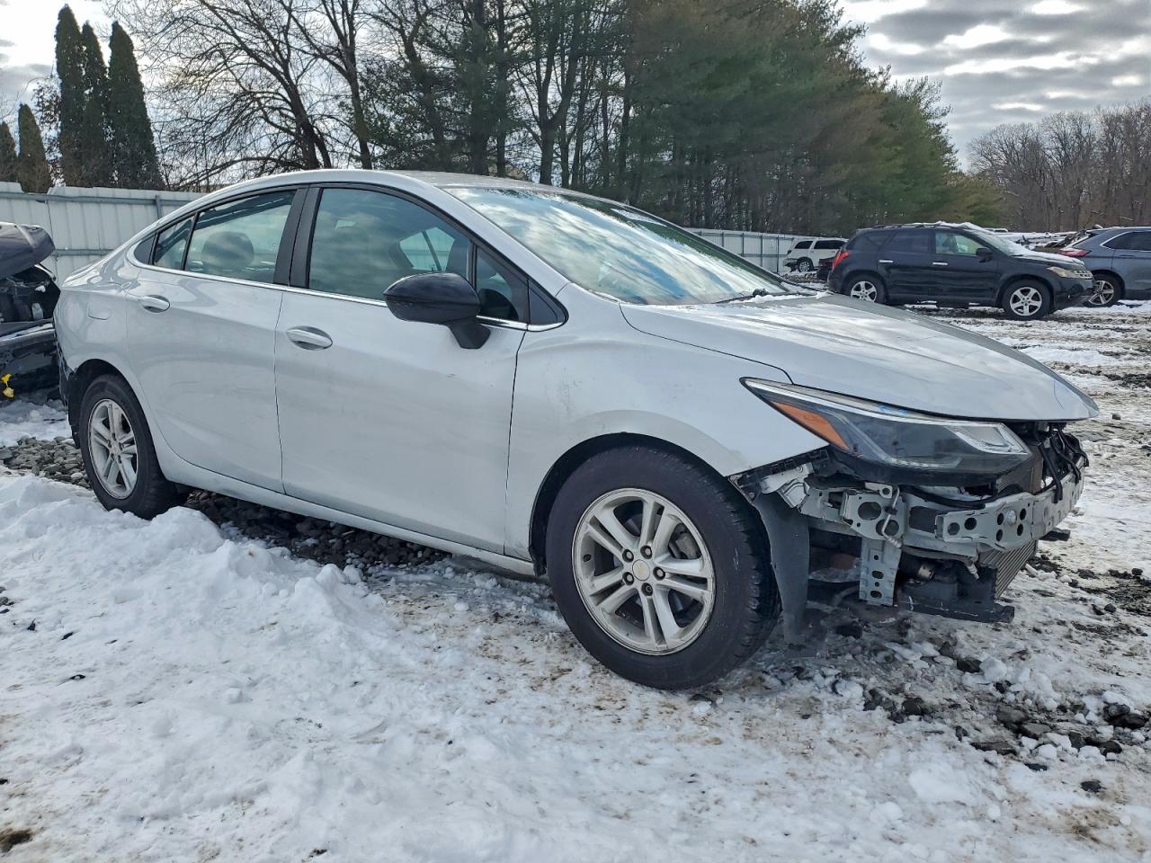 2017 CHEVROLET CRUZE LT photo 10