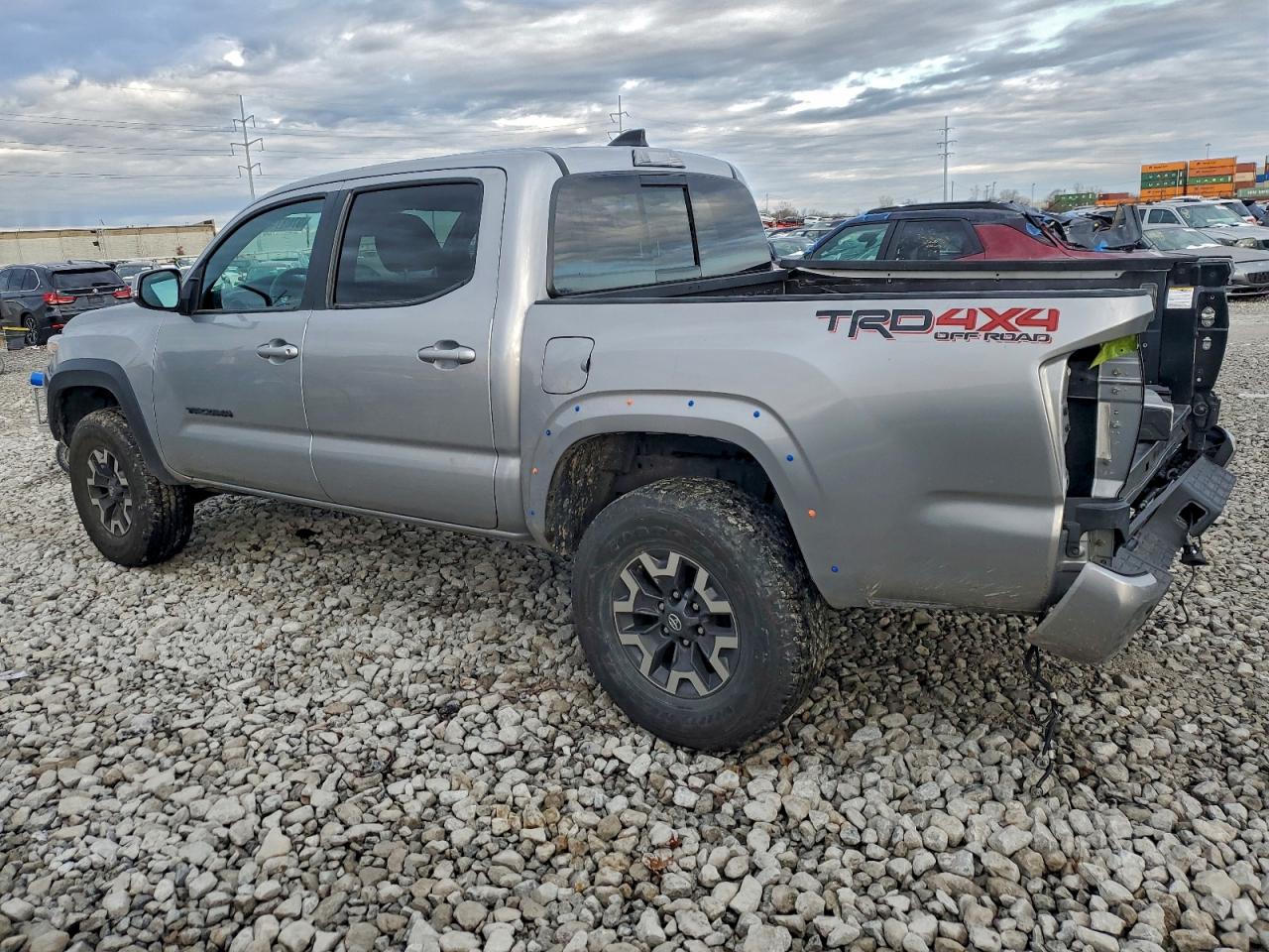 2021 TOYOTA TACOMA DOUBLE CAB photo 3