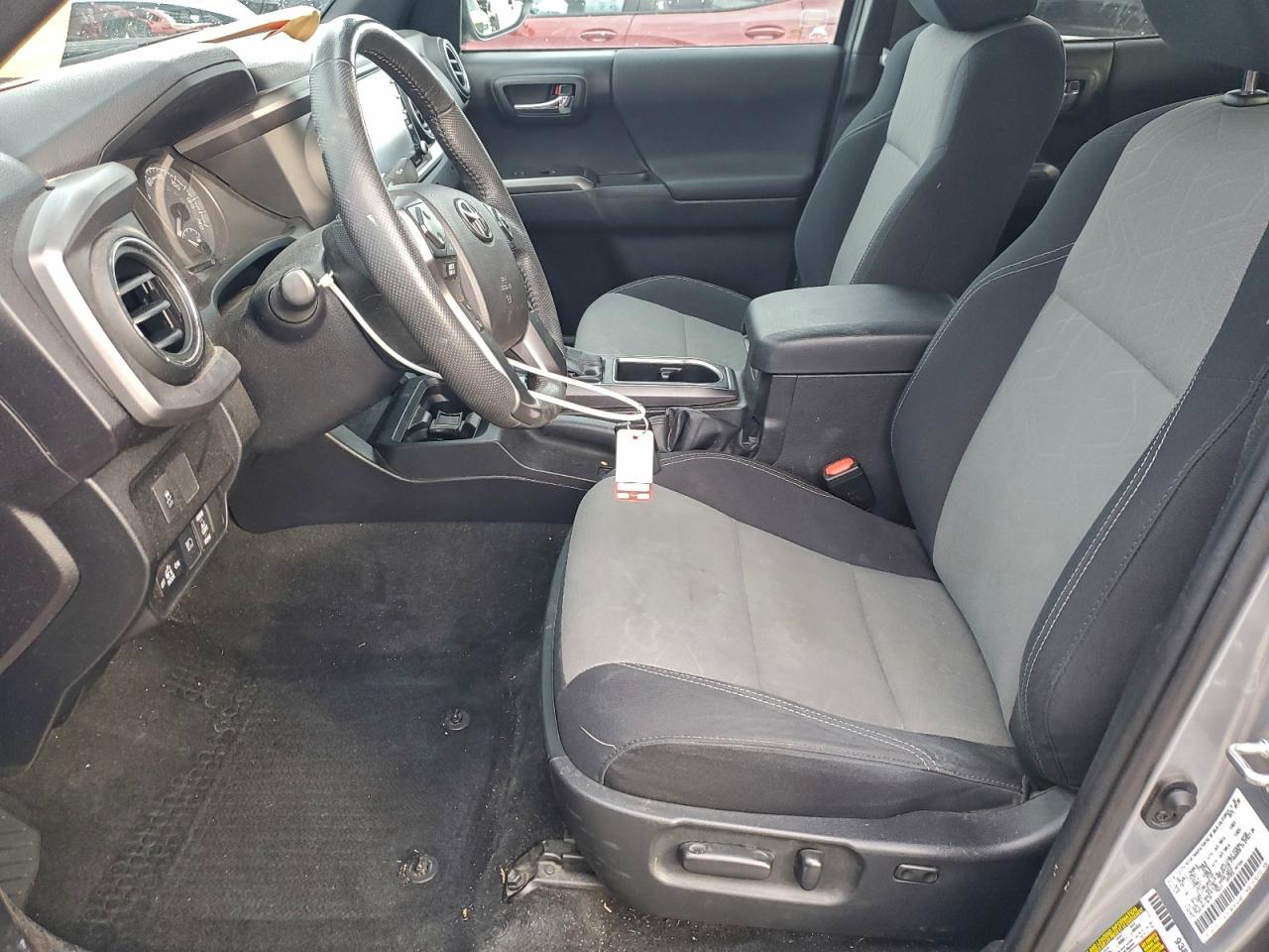 2021 TOYOTA TACOMA DOUBLE CAB photo 13