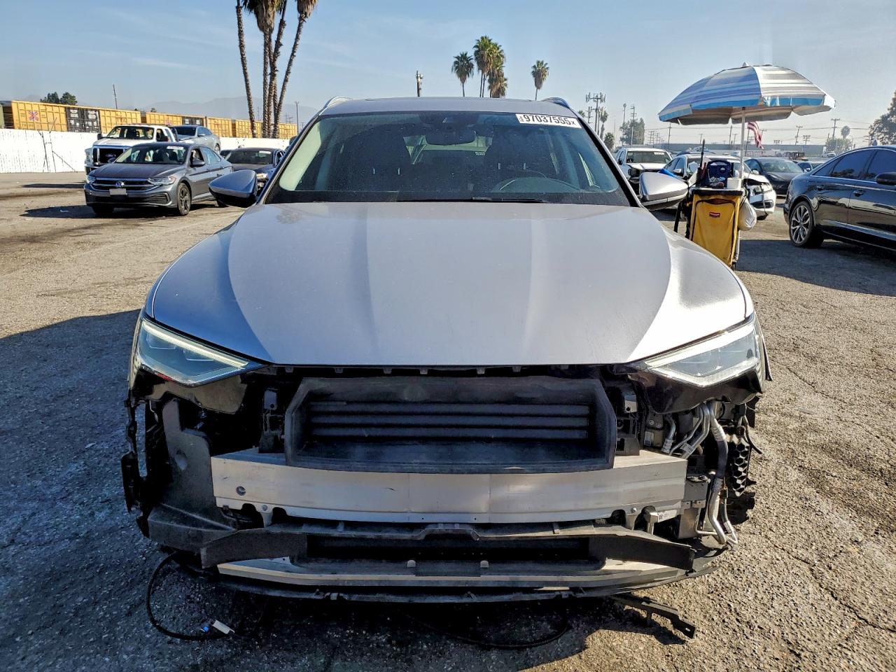 2022 AUDI E-TRON PREMIUM photo 9