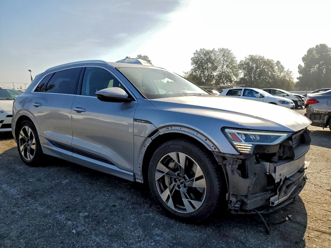 2022 AUDI E-TRON PREMIUM photo 7
